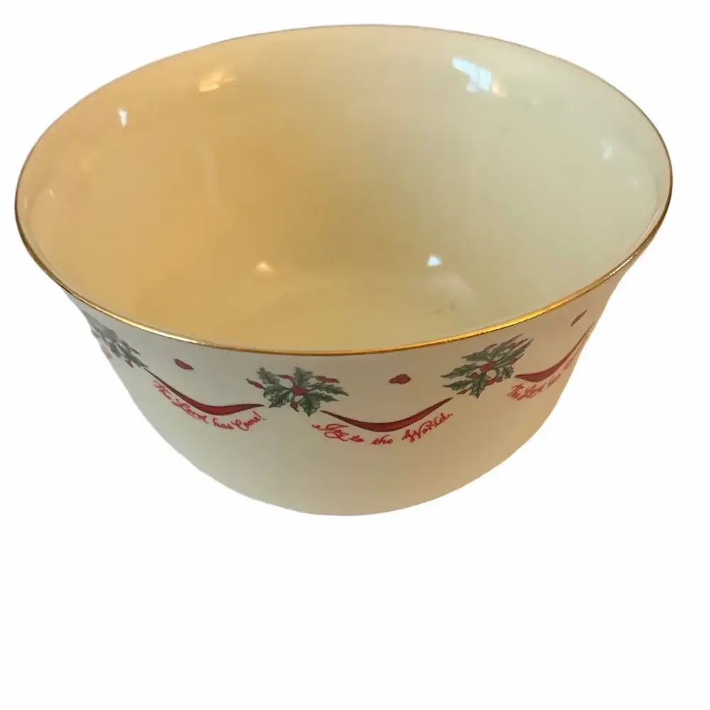 Dicksons porcelain Holiday Bowl and Plate Set.  rare